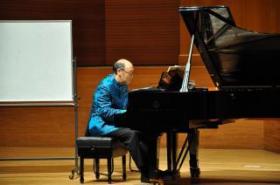 ��q�������̂��߂̃R���T�[�g