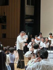 �X�Y�L�E���\�[�h�g�ˎ��Z���^�[�`���h�����R���T�[�g�J�ÏI��